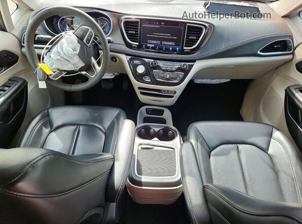 2C4RC1L77PR611690 2023 CHRYSLER PACIFICA Gray Widok deski rozdzielczej
