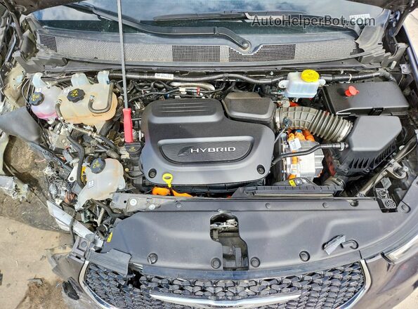 2C4RC1L77PR611690 2023 CHRYSLER PACIFICA Gray Widok komory silnika