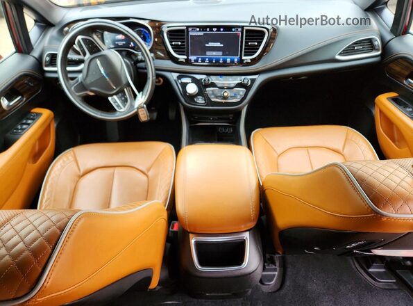 2C4RC1N7XMR529235 2021 CHRYSLER PACIFICA Бордовый Вид панели приборов