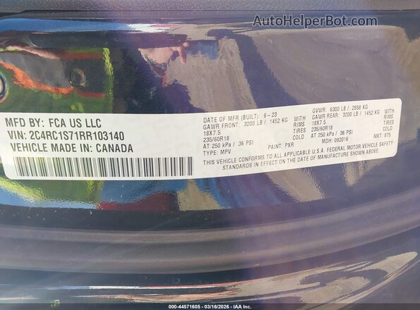 2C4RC1S71RR103140 2024 CHRYSLER PACIFICA Black ძრავის განყოფილების ხედი