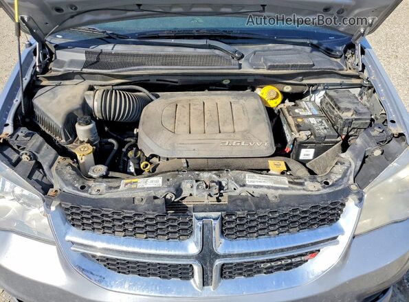 2C4RDGCG2HR812866 2017 DODGE GRAND Silver Vista del compartimento del motor