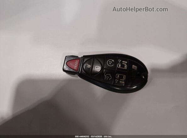 2C4RDGCG2HR864675 2017 DODGE GRAND CARAVAN Red Vista del salpicadero