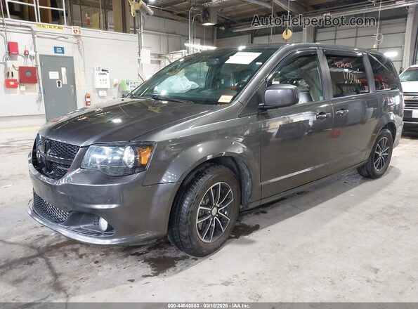 2C4RDGCG6JR137058 2018 DODGE GRAND CARAVAN Gray Vista tres cuartos delantera izquierda