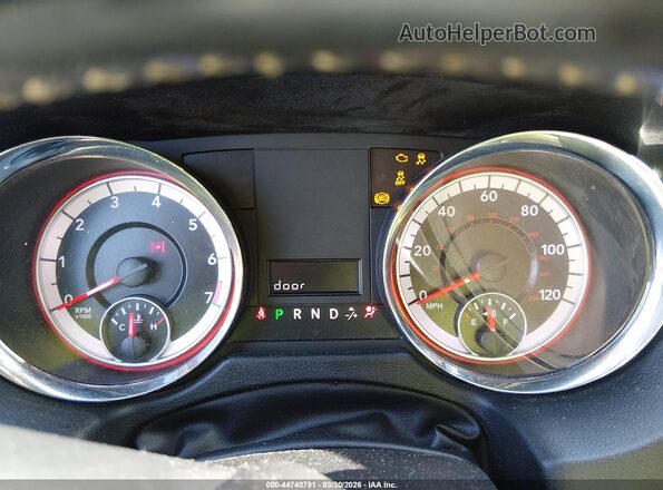 2C4RDGCG8LR154009 2020 DODGE GRAND CARAVAN Maroon უკანა სავარძლების ხედი
