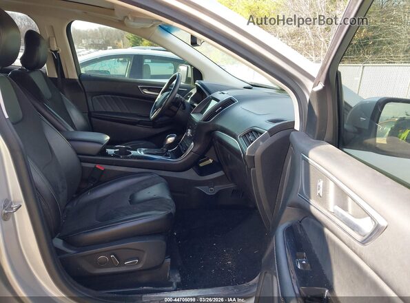 2FMPK4AP5HBC33941 2017 FORD EDGE Silver Widok wnętrza z przodu