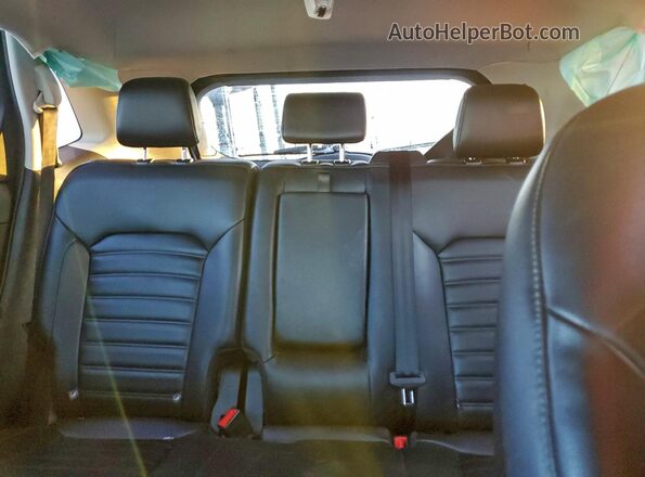 2FMPK4J92PBA59097 2023 FORD EDGE Silver Widok tylnych siedzeń