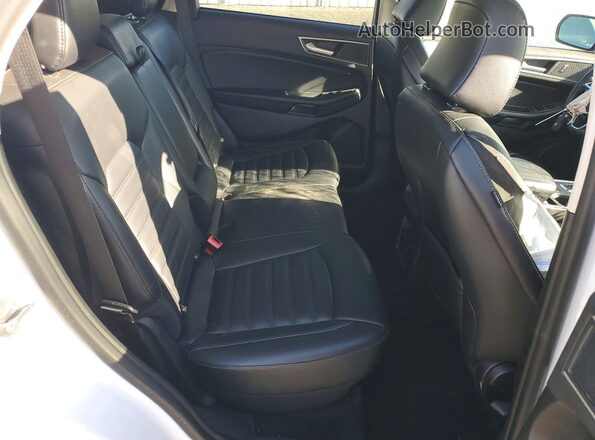 2FMPK4J92RBA98212 2024 FORD EDGE White უკანა სალონის ხედი