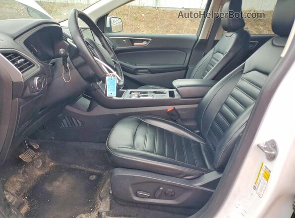 2FMPK4J94NBA05393 2022 FORD EDGE White Вид салону спереду