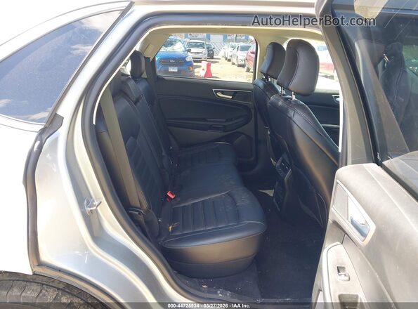 2FMPK4J94PBA05591 2023 FORD EDGE Silver 