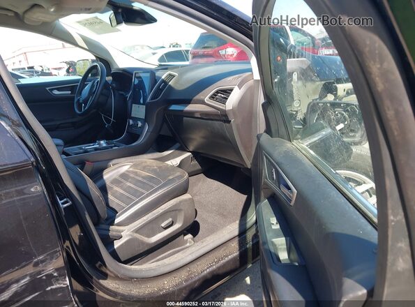 2FMPK4J98PBA46032 2023 FORD EDGE Черный Вид салона спереди