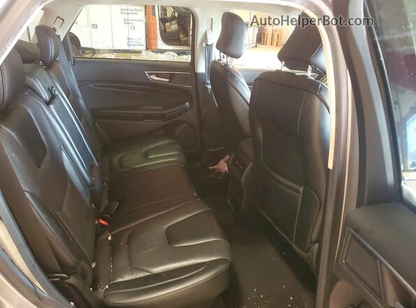 2FMPK4K98NBA14824 2022 FORD EDGE Gray Widok wnętrza z tyłu