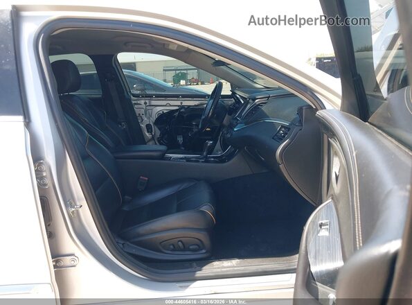 2G1105S30K9115465 2019 CHEVROLET IMPALA Silver Widok wnętrza z przodu