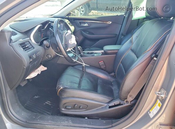 2G1145S30H9150228 2017 CHEVROLET IMPALA Silver Widok wnętrza z przodu