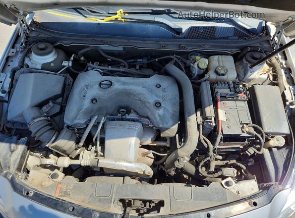 2G4GK5EX0G9155915 2016 BUICK REGAL Silver Vista interior trasera
