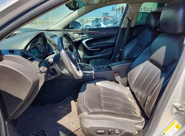 2G4GK5EX0G9155915 2016 BUICK REGAL Silver Vista interior delantera