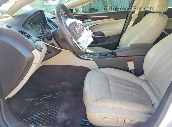 2G4GL5EX8H9152923 2017 BUICK REGAL White Front interior view