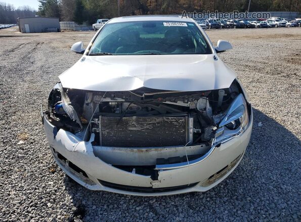 2G4GL5EX8H9152923 2017 BUICK REGAL White Front view