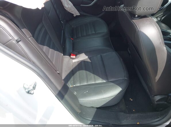 2G4GU5GX3H9181577 2017 BUICK REGAL White VIN sticker view