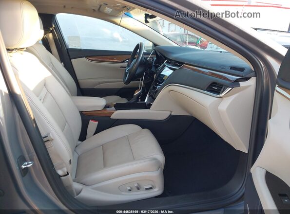 2G61M5S30K9130885 2019 CADILLAC XTS Gray Вид салону спереду