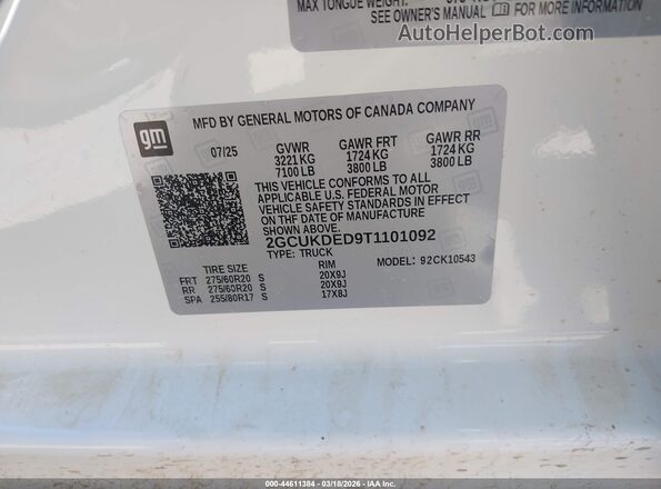 2GCUKDED9T1101092 2026 CHEVROLET SILVERADO White Engine compartment view