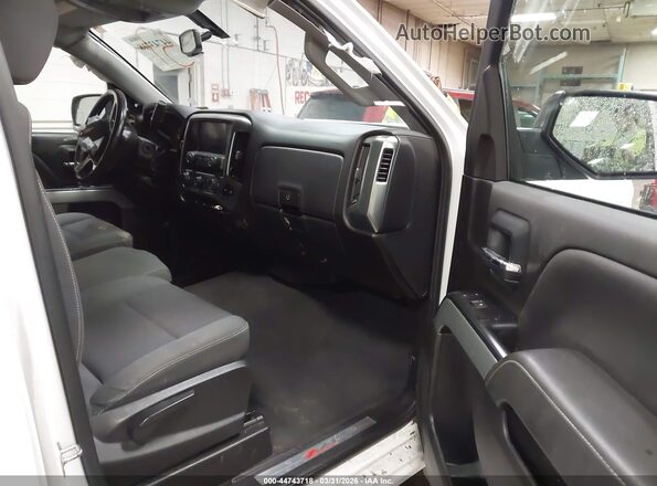 2GCVKPEC4K1179100 2019 CHEVROLET SILVERADO White Vista interior delantera