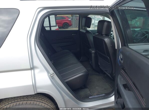 2GKFLVE33H6166070 2017 GMC TERRAIN Silver 