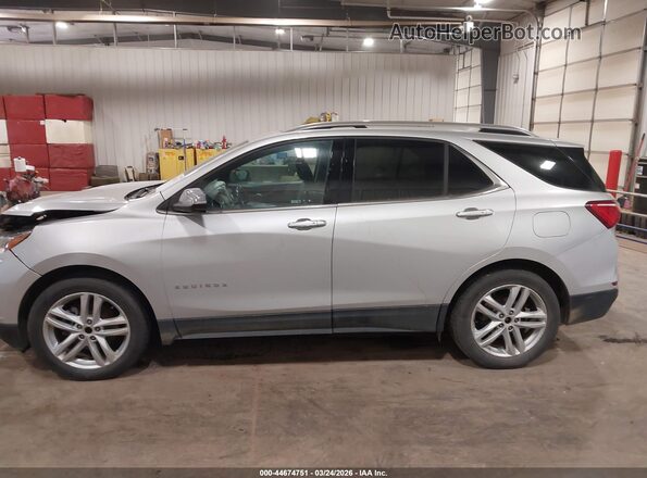 2GNAXYEX5K6202774 2019 CHEVROLET EQUINOX Silver Vista interior de 360 grados