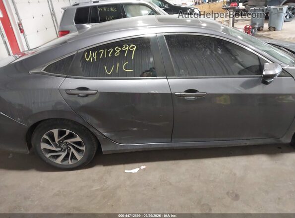 2HGFC2F73JH578285 2018 HONDA CIVIC Gray Widok z przodu