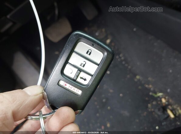 2HGFC2F74JH528219 2018 HONDA CIVIC White წინა პანელის ხედი