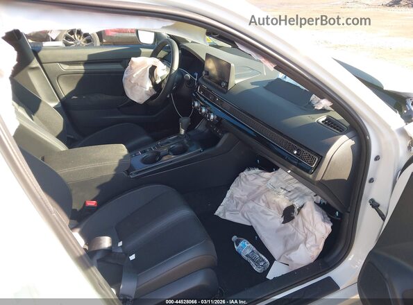 2HGFE2F56TH555286 2026 HONDA CIVIC White Front interior view