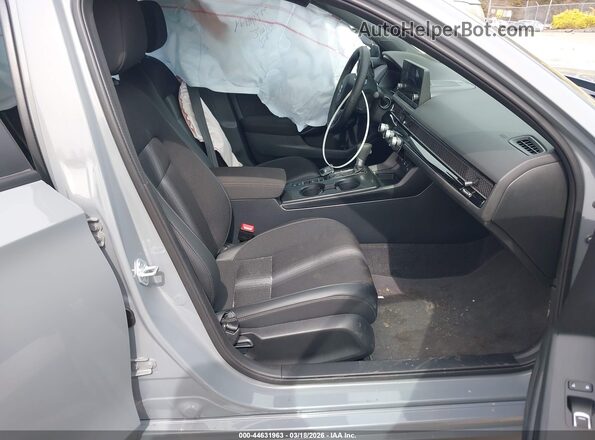 2HGFE2F56TH556390 2026 HONDA CIVIC Blue Front interior view