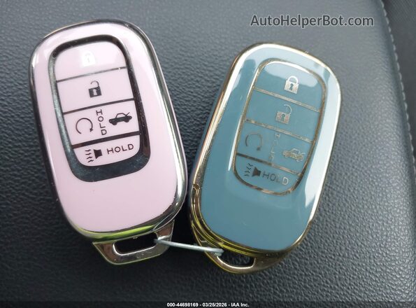 2HKRS4H40TH410109 2026 HONDA CR-V Gray Widok deski rozdzielczej