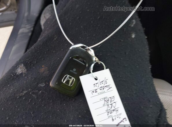 2HKRW2H89KH668462 2019 HONDA CR-V Gray Dashboard view