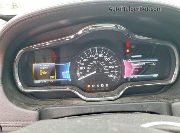 2LMHJ5AT1HBL00789 2017 LINCOLN MKT White Instrument cluster view