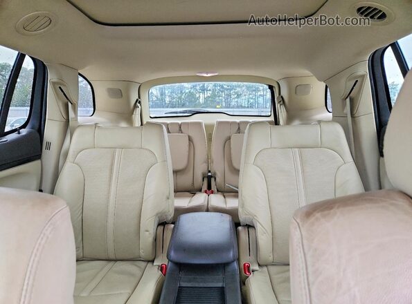 2LMHJ5AT1JBL01284 2018 LINCOLN MKT Blue Widok tylnych siedzeń