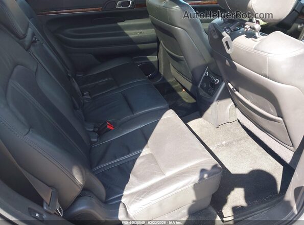 2LMHJ5AT6JBL00857 2018 LINCOLN MKT Silver Вид наклейки з VIN-кодом