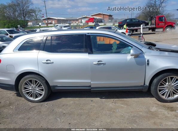 2LMHJ5AT6JBL00857 2018 LINCOLN MKT Silver Вид щитка приладів