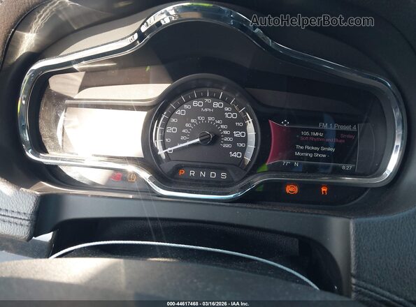 2LMHJ5FKXJBL01008 2018 LINCOLN MKT Black Widok tylnych siedzeń