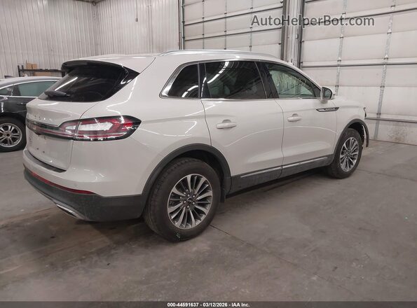 2LMPJ6J98NBL00869 2022 LINCOLN NAUTILUS Cream Trasero derecho
