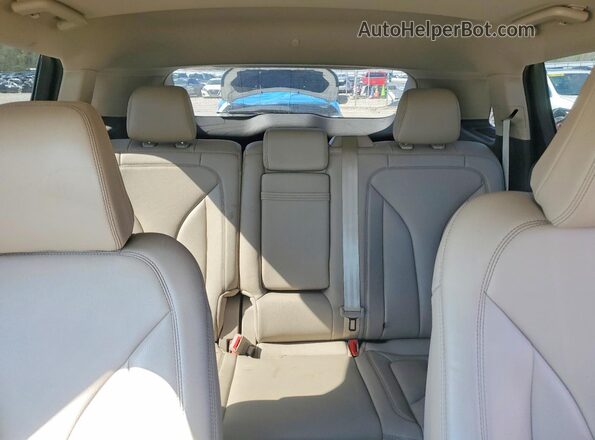2LMPJ8J98NBL17621 2022 LINCOLN NAUTILUS White Rear seats view