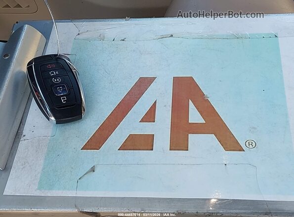 2LMPJ8K98KBL28404 2019 LINCOLN NAUTILUS Blue Вид панелі приладів