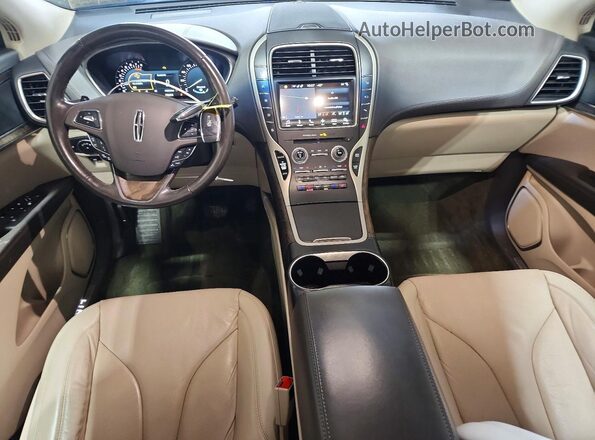 2LMPJ8LP9JBL14636 2018 LINCOLN MKX Черный Вид панели приборов