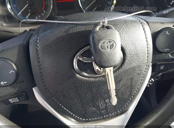 2T1BURHE0HC779757 2017 TOYOTA LL Желто-коричневый Вид панели приборов