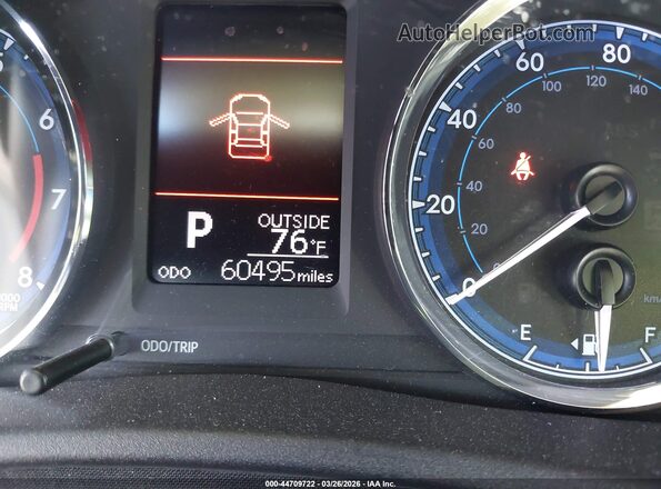 2T1BURHE2JC123615 2018 TOYOTA LL White 