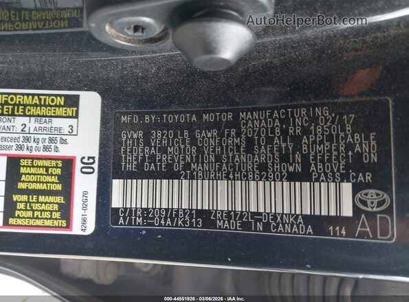 2T1BURHE4HC862902 2017 TOYOTA LL Black Vista del compartimento del motor