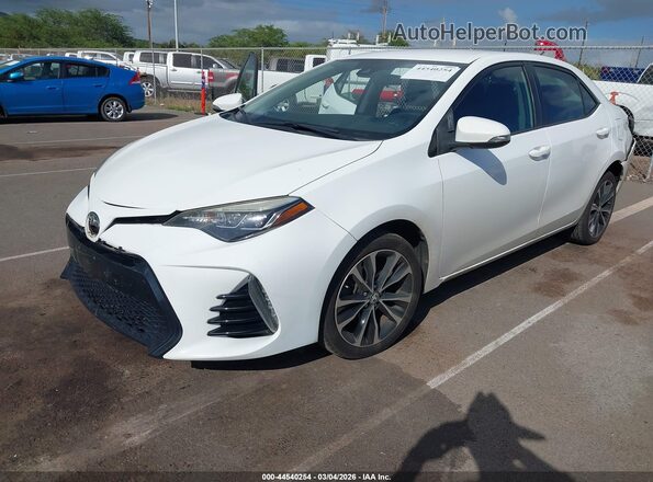 2T1BURHE6HC805939 2017 TOYOTA LL White Vista tres cuartos delantera izquierda