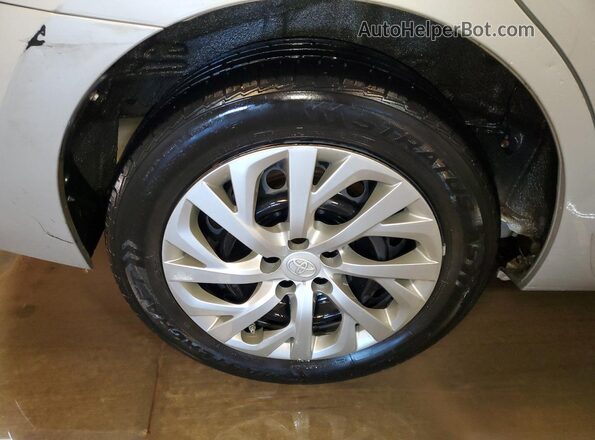 2T1BURHE6KC237599 2019 TOYOTA LL Silver 