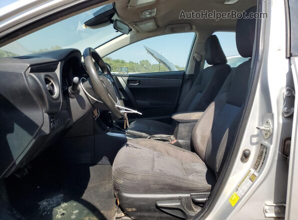 2T1BURHE6KC237599 2019 TOYOTA LL Silver 