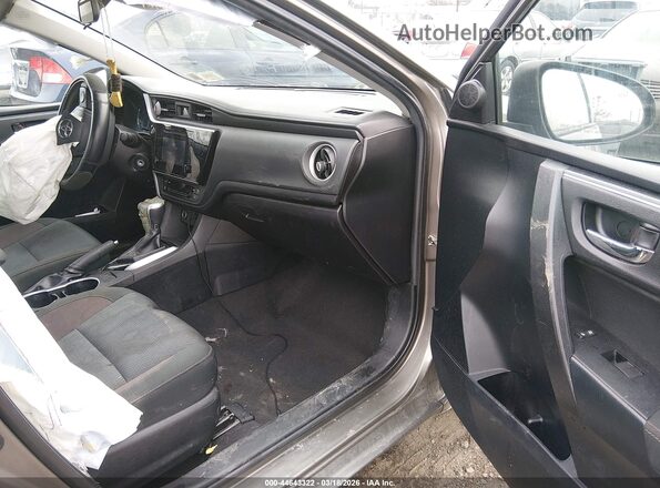 2T1BURHE8KC229438 2019 TOYOTA LL Коричневый Вид салона спереди