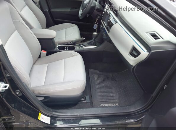 2T1BURHE9GC674021 2016 TOYOTA LL Черный Вид салона спереди